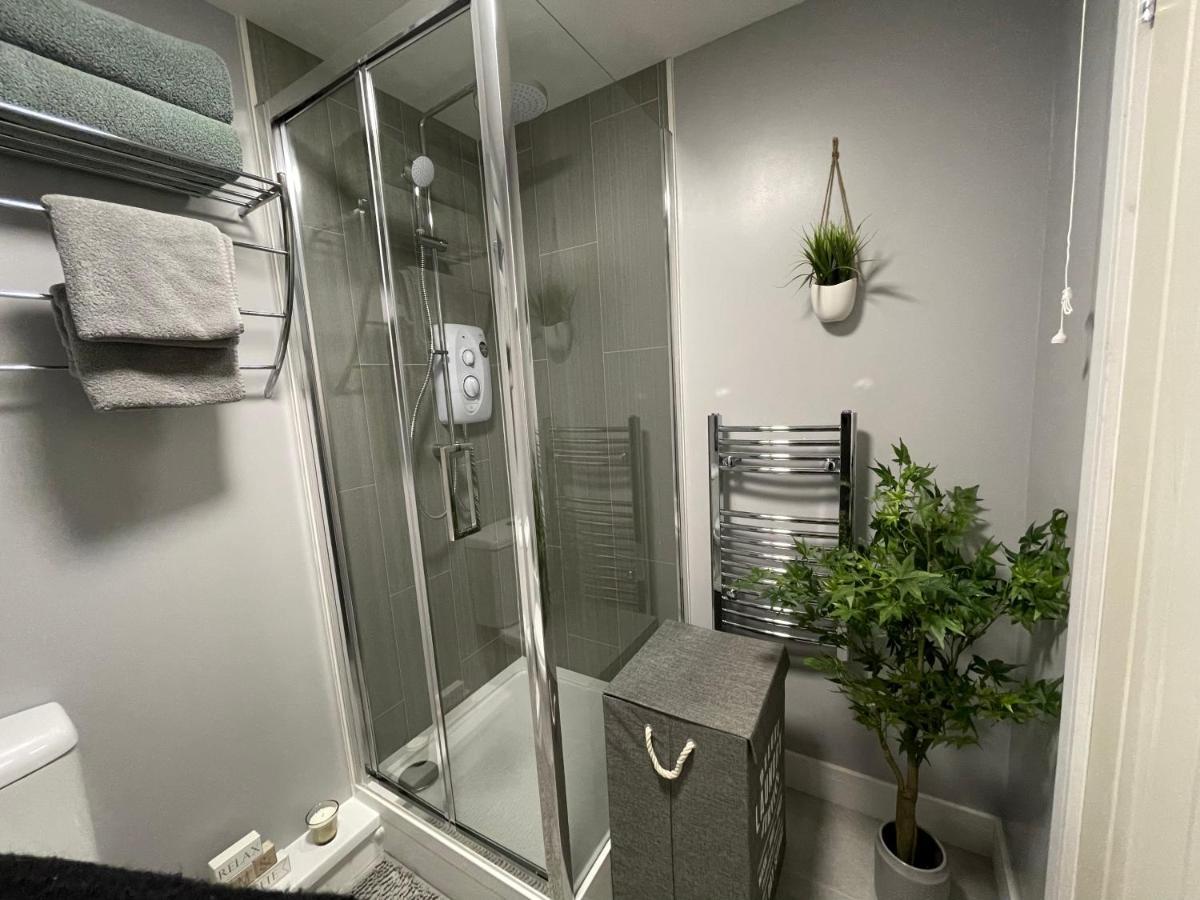 Westend Holiday Let 4 Брекон Экстерьер фото